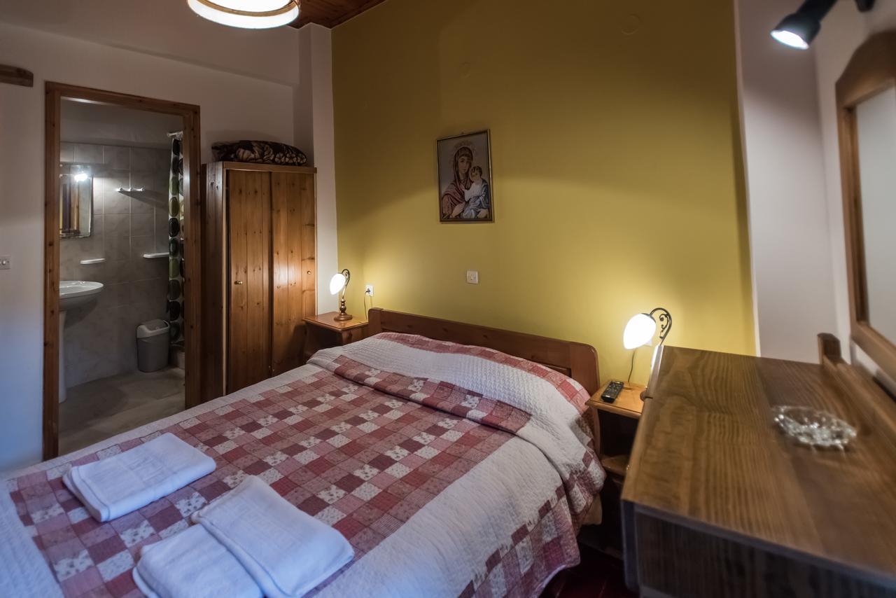 Elatos Rooms Mikro Chorio  Exterior photo